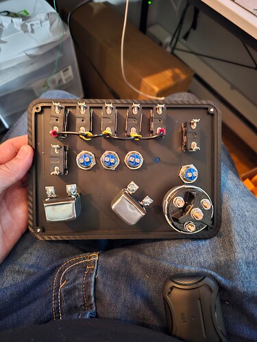 buttonboxrear