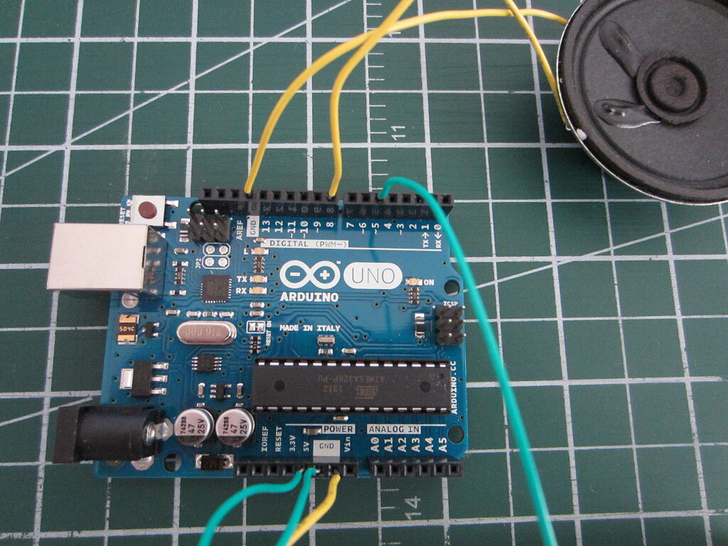 Getting signal only when I unplug Digital Pin 5 on TTL LC-type ...