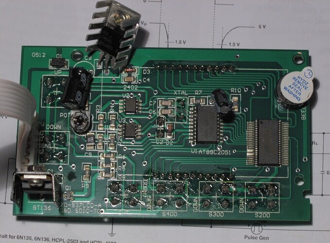 zd937_01.jpg