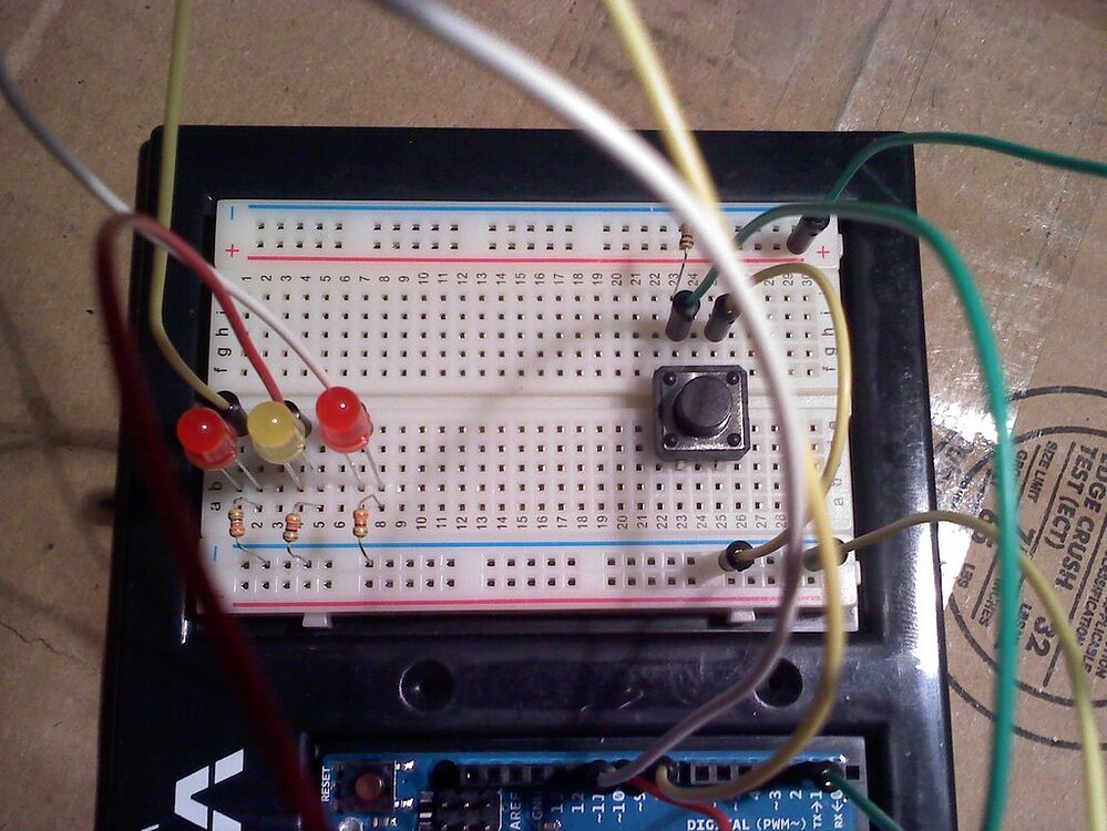multiple LED cycled by button press - LEDs and Multiplexing - Arduino Forum