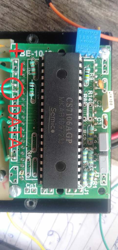 How to read LCD display data with arduino? - Displays - Arduino Forum