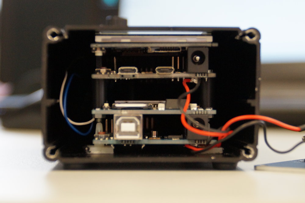 [Solved] Connect 2 Arduinos with one Power Supply - General Guidance ...