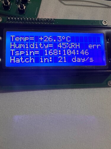 DISPLAY-EGG-INCUBATOR