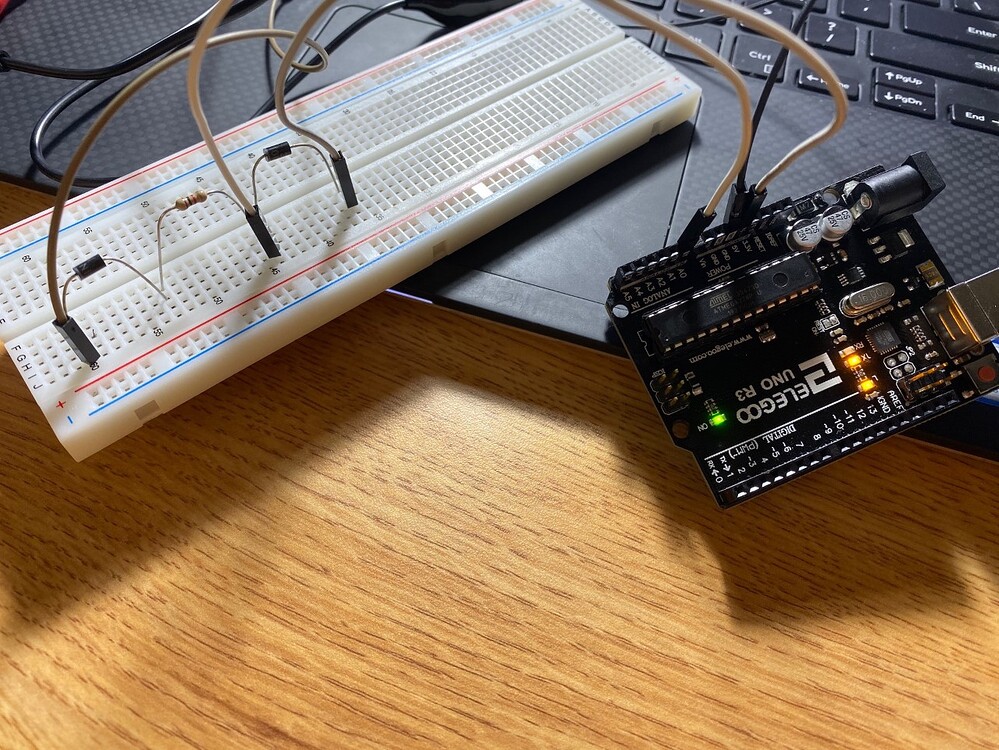 How to hook up a 3.5mm audio jack to a circuit to read in analog input ...