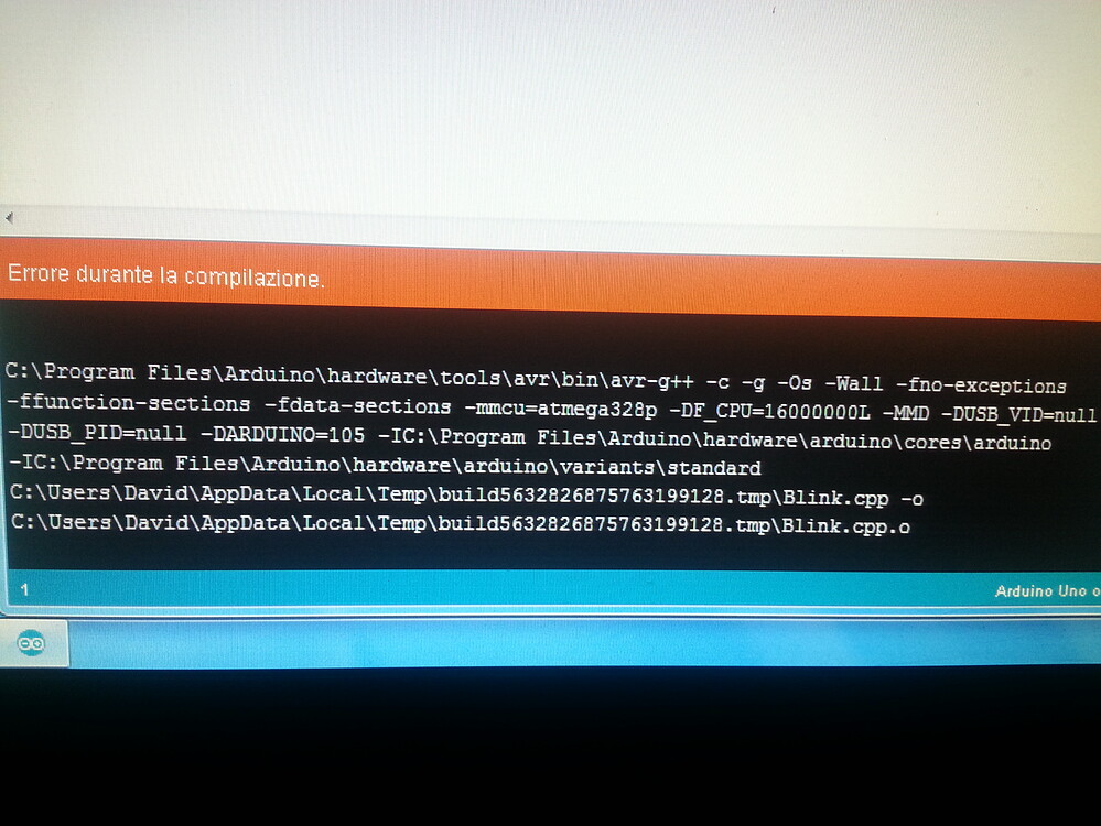 problema con arduino uno r3 , errore di compilazione ide 1.0.5 Win7 ...