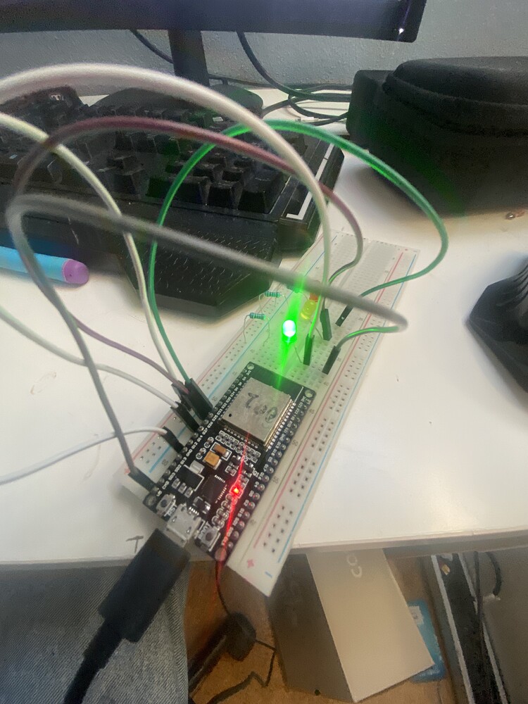 Bitte helft mir programiere ampel - Deutsch - Arduino Forum