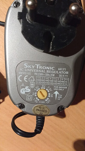 Adapter12V1000mA.jpg