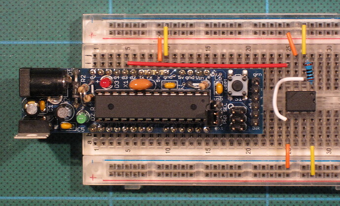 Arduino_DmxSimple_proto_sm.jpg