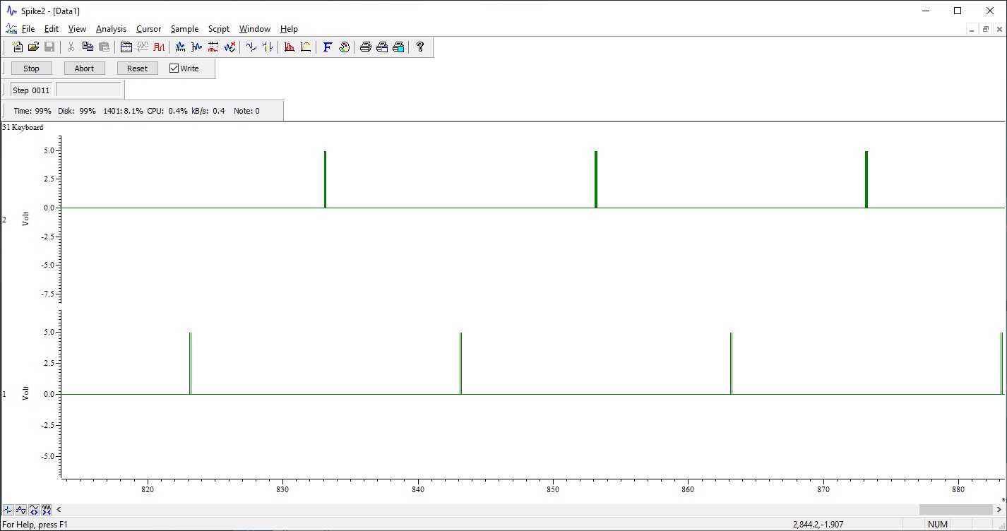 digitalWrite to 2 pins, but they alternate instead of both in same ...