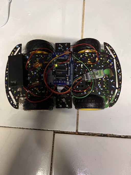 Arduino,hc 05,motor shield not working my hc05 doesn't turn on