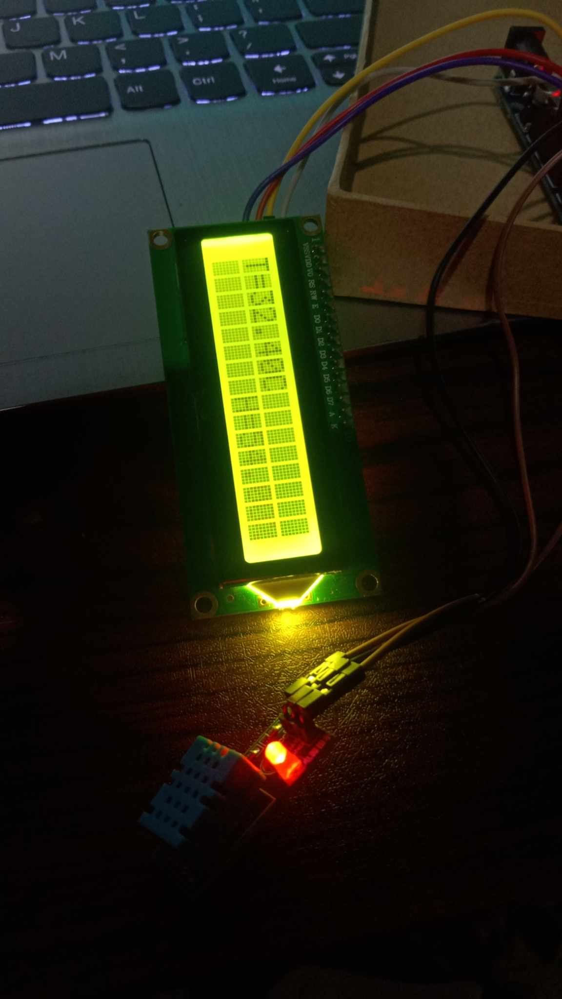 Urgent dht 00 readings not burnt sensor bruh i dont know what todo im ...