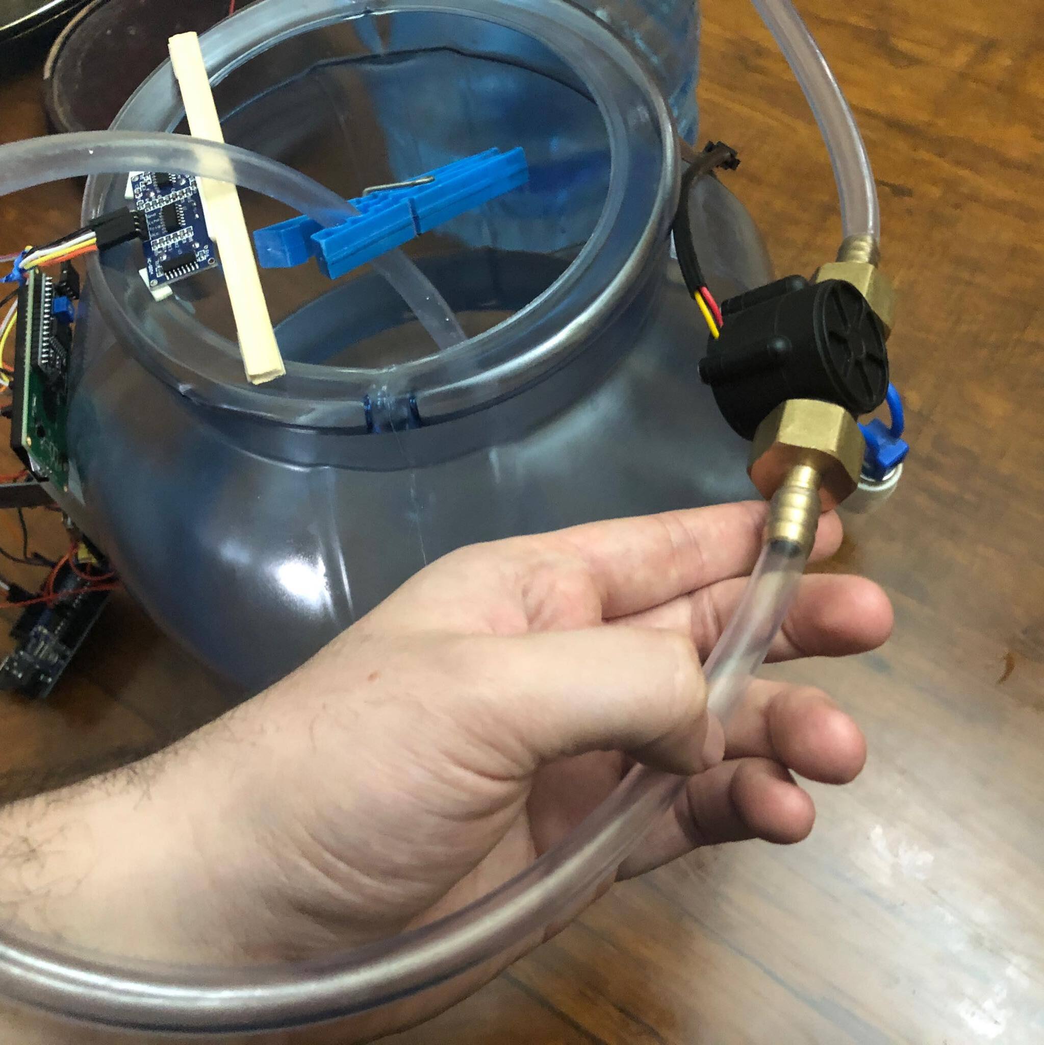 Water Flow Sensor giving random values - General Guidance - Arduino Forum