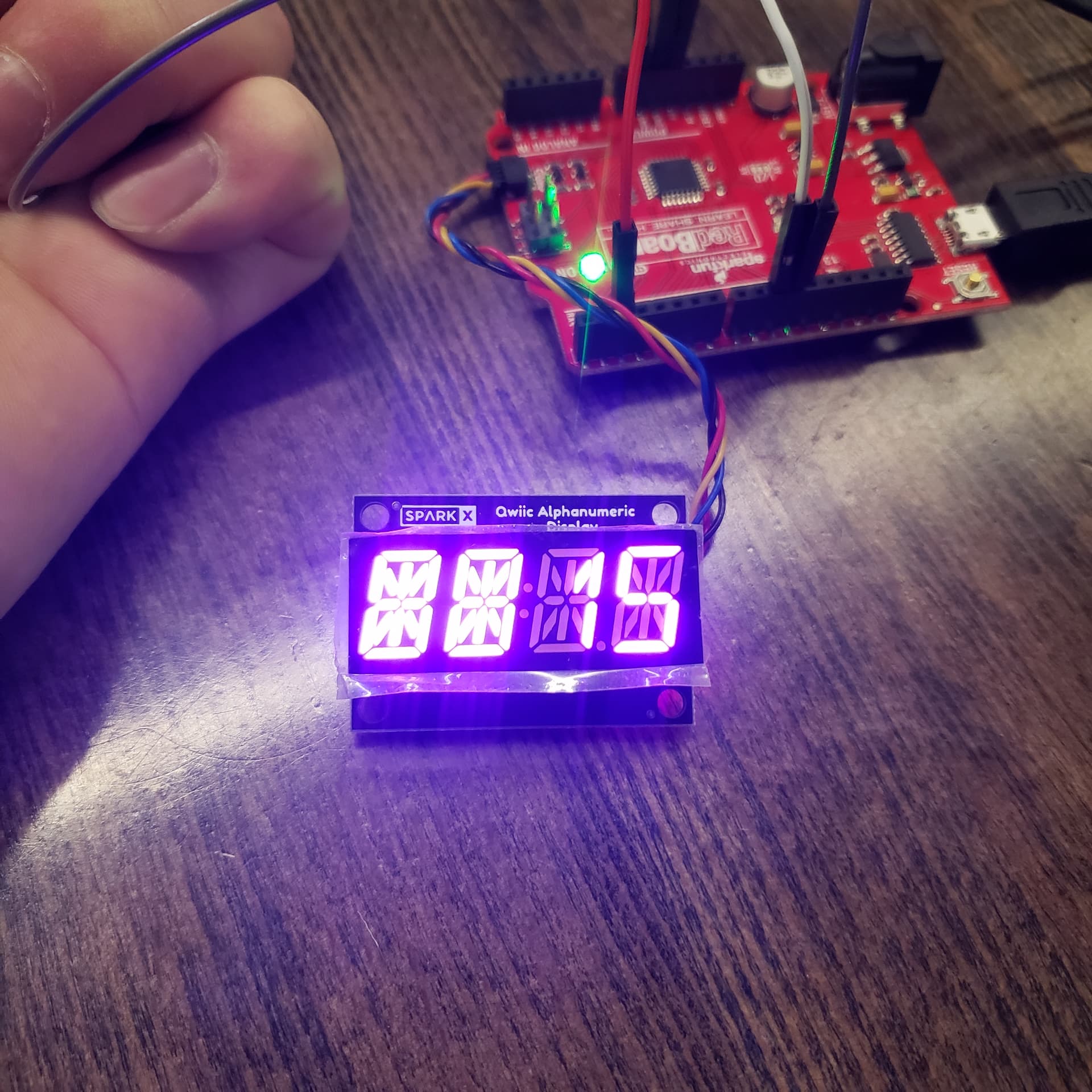 Junk Data After First Reading on Alphanumeric Display - Programming ...
