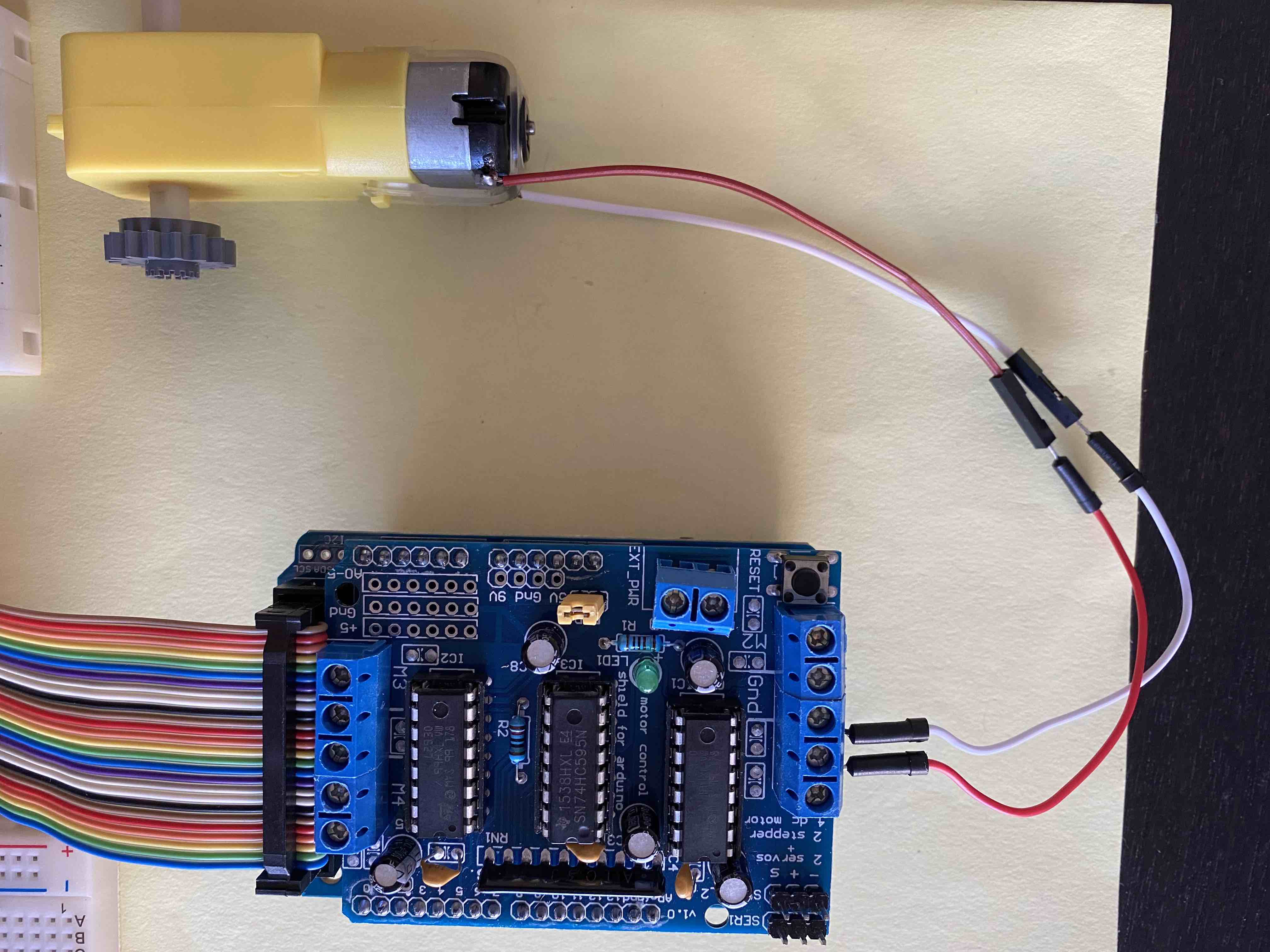 Iniciante no Arduino HC05, LED e Shield L293d com Motor DC Português