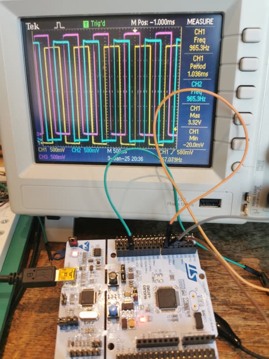 Generating 3 Square Wave Signals with Phase Shifts and Adjustable ...