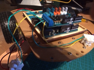 Ejemplo UNO+ MotorShield+2 motores DC+2 servos+WiiChuck - Documentación ...