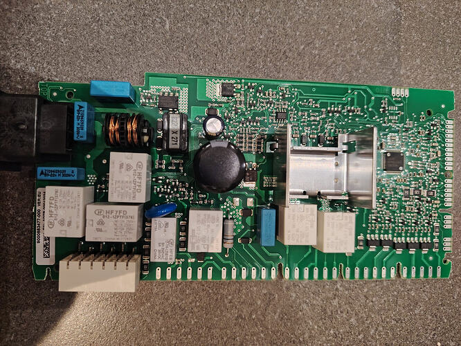 WhatsApp Image 2025-12-08 at 20.51.03