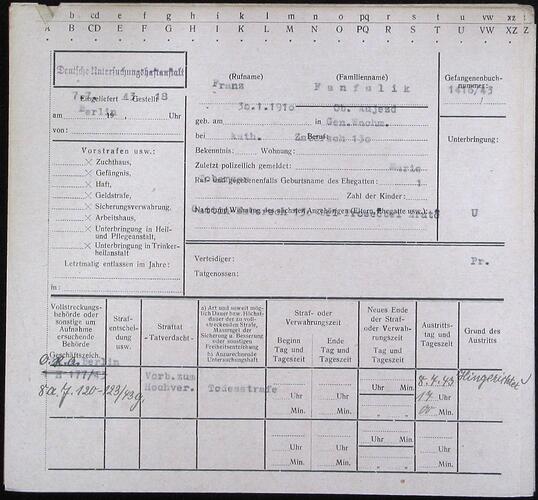 Document from the Arolsen Archives with the ID: 130967474