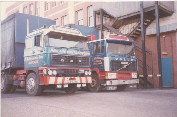 trucks 027.jpg