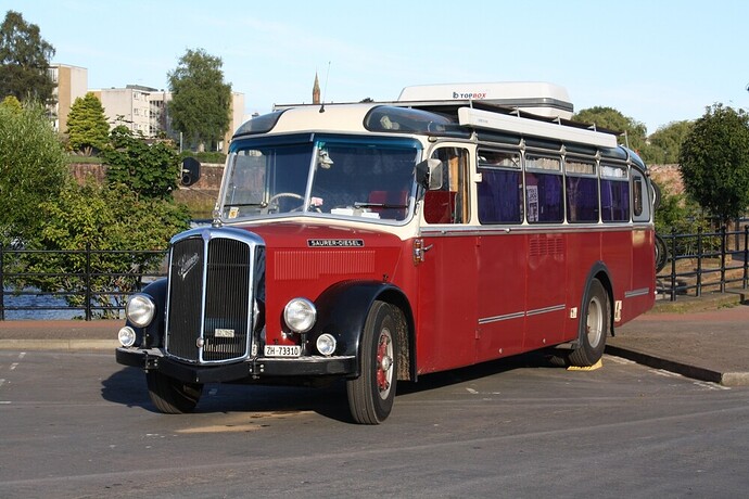 img_2684saurer bus.jpg