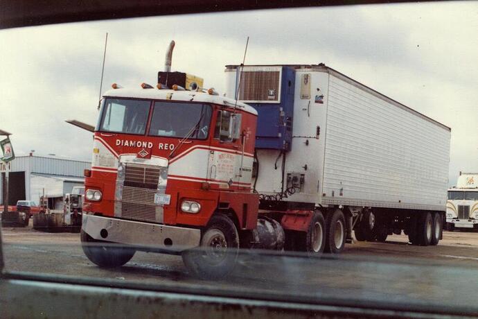 usa trucks001.jpg