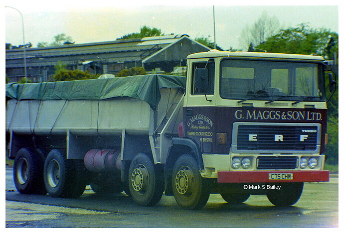 L7602p.JPG