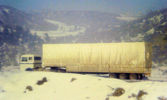 1932_uro_234m_0900pix.jpg