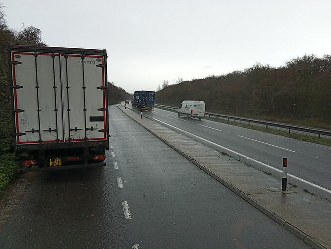 17652827052144957370992358376083