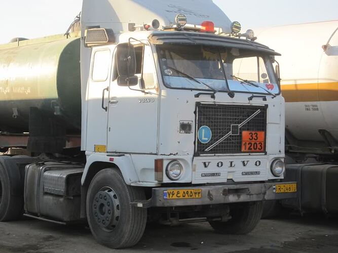 truck1.jpg
