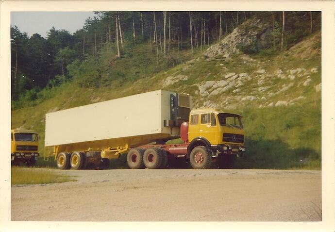 trucks1.jpg