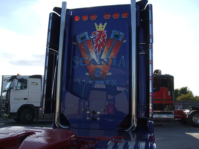 j.williams scania 3.jpg