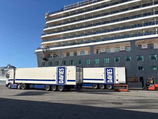 547226777_1379914204142396_6781518287738809659_n