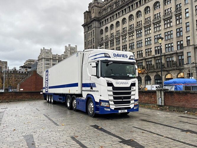 574980054_1429967139137102_5367283398488373988_n