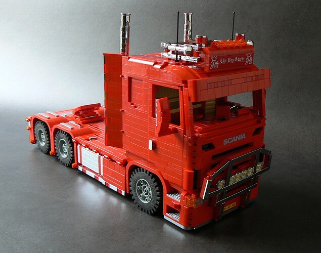 Scania V8 Lego.jpg