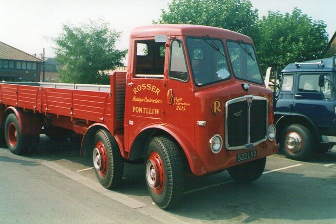 img081.jpg