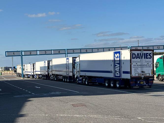 558231628_1403867545080395_8965056975656384095_n