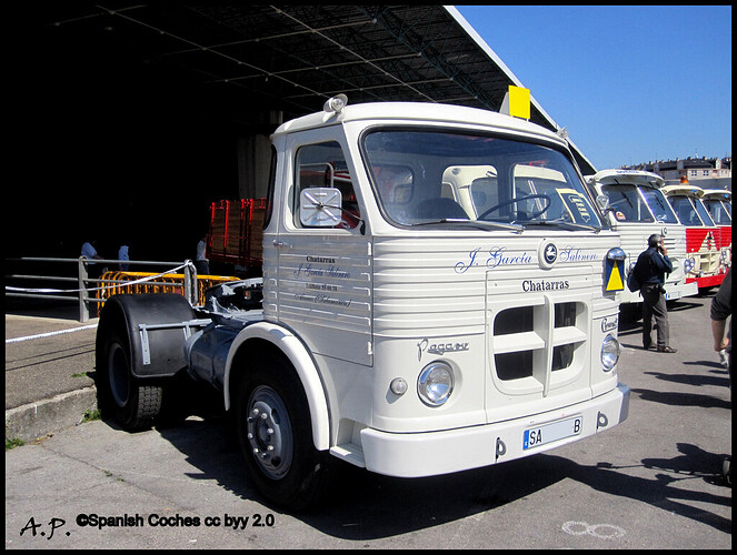 Pegaso 1974 Spanish Coches cc by 2.0 4520771385_dc0de651eb_bjpg.jpg