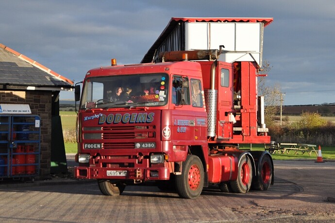 MURPHY L695MSC#2 (1280x852).jpg