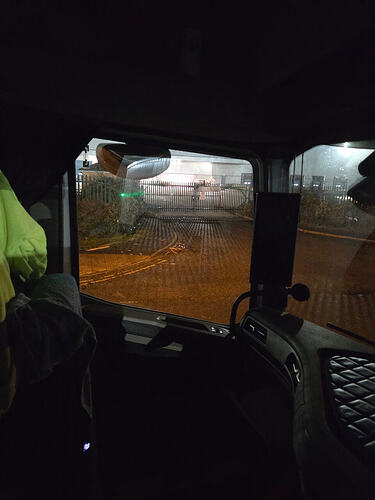 17654318177015168494589653731588