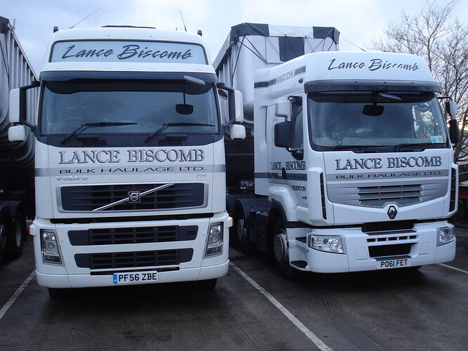 new trailers 048.JPG