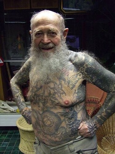 Crazy-Funny-Old-Man-01-www.FunnyPica.com_.jpg