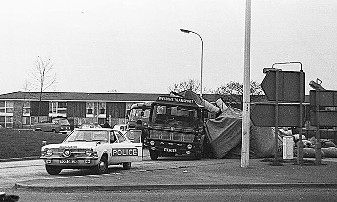 558882745_10172579784435437_900151893667443584_n