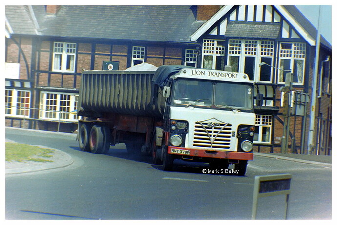L7759p.JPG