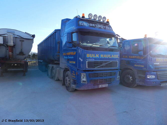 Volvo FH FJ57TCV.JPG