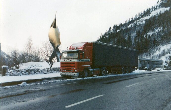 img277.jpg