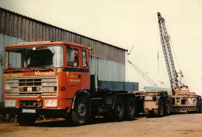 ERF B Vermeulen 30-19-XB 03.jpg