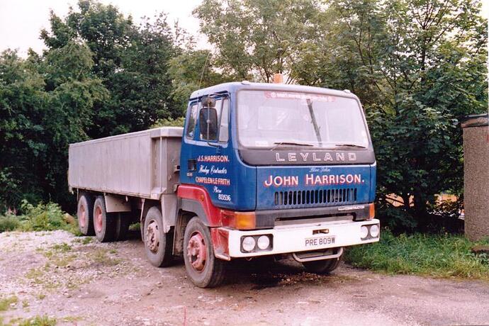 Trucks 438.jpg