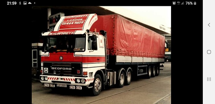 Screenshot_20251024-215921_Facebook