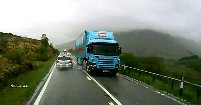 Oiltreader A82 Argos Scania...jpg
