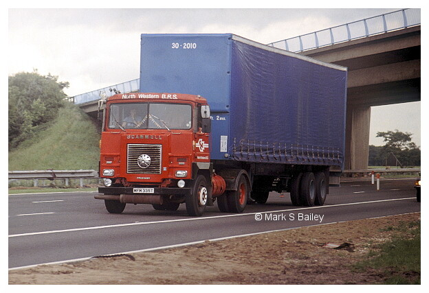 L2035p.JPG